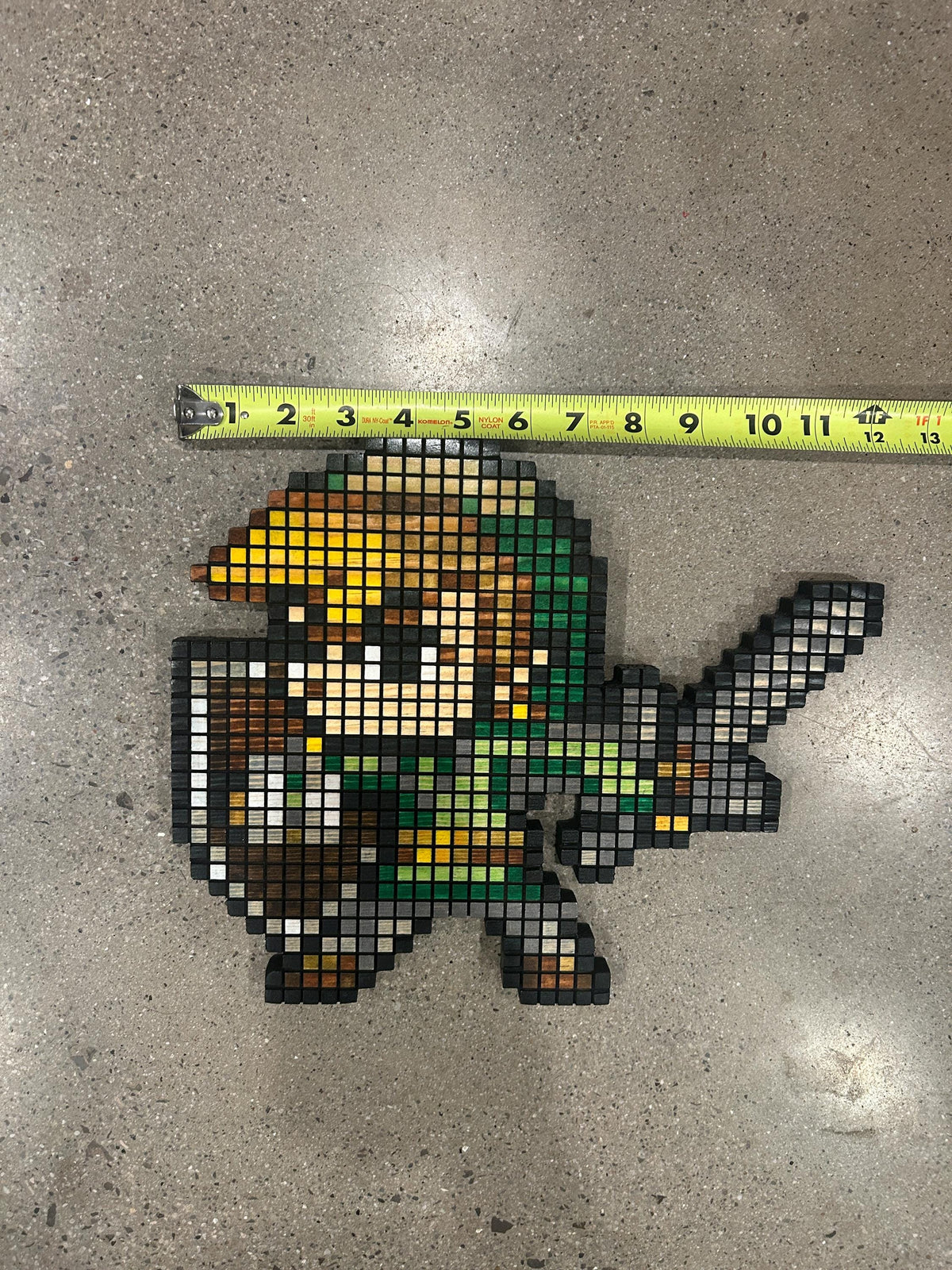 Handmade 8-Bit Toon Link Wall Art: Retro Gaming Decor